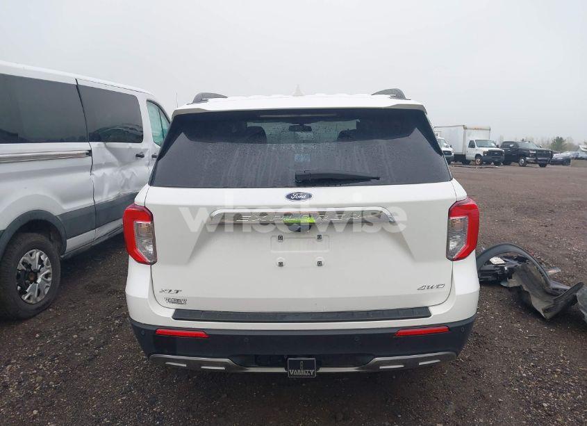 Photo 16 of 2021 Ford Explorer XLT (VIN 1FMSK8DH2MGA81156)