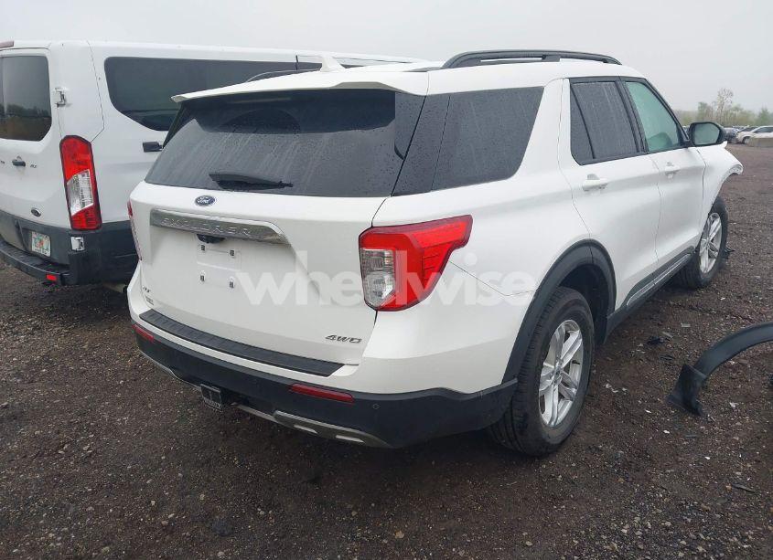 Photo 4 of 2021 Ford Explorer XLT (VIN 1FMSK8DH2MGA81156)