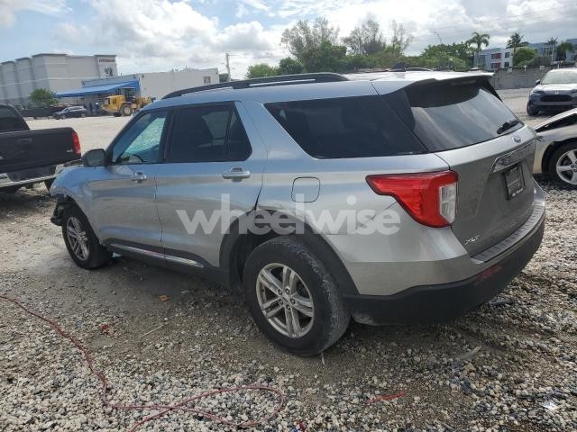 Photo 4 of 2021 FORD EXPLORER XLT (VIN 1FMSK8DH2MGB14270)
