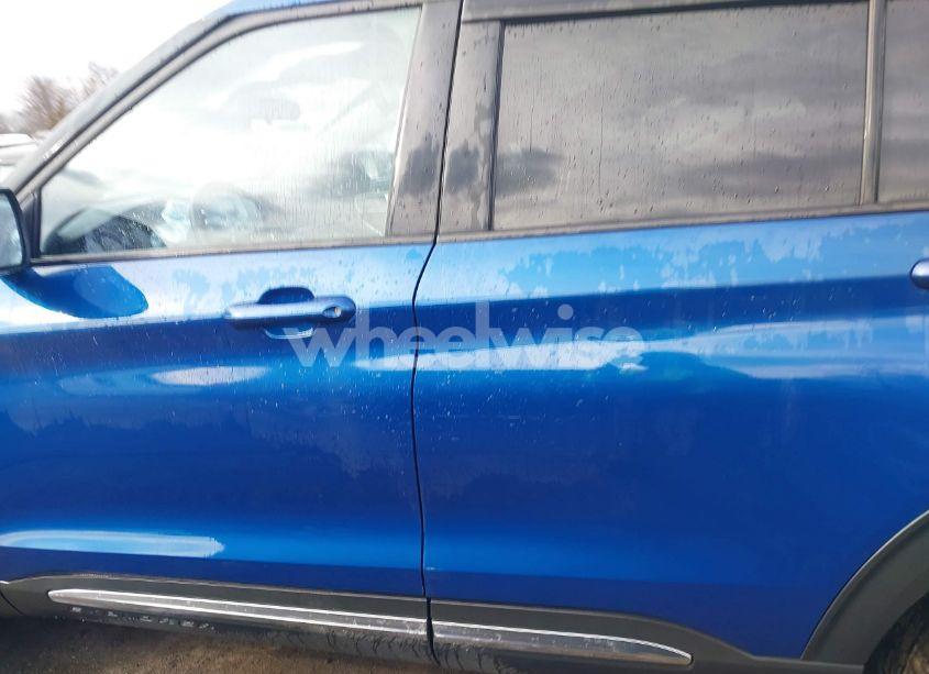 Photo 15 of 2022 Ford Explorer XLT (VIN 1FMSK8DH2NGA18852)