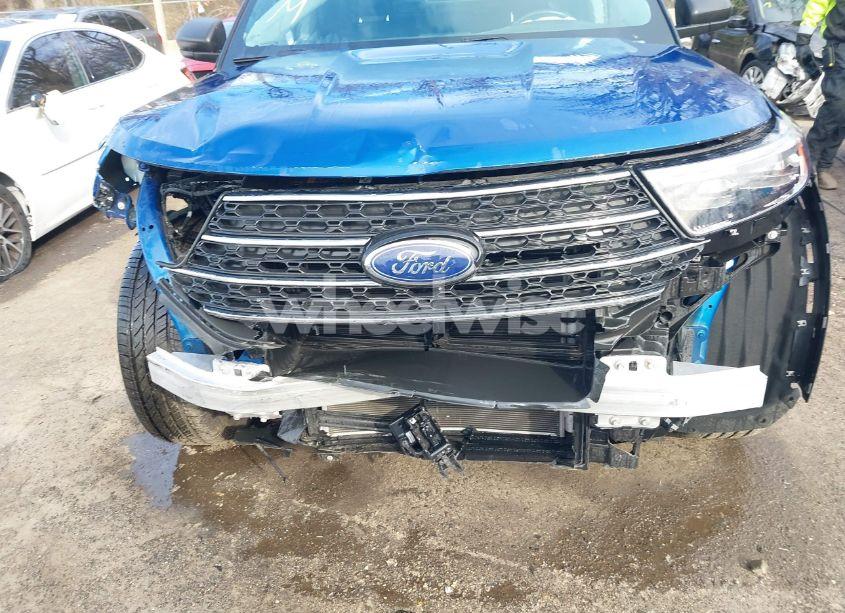 Photo 6 of 2022 Ford Explorer XLT (VIN 1FMSK8DH2NGA18852)