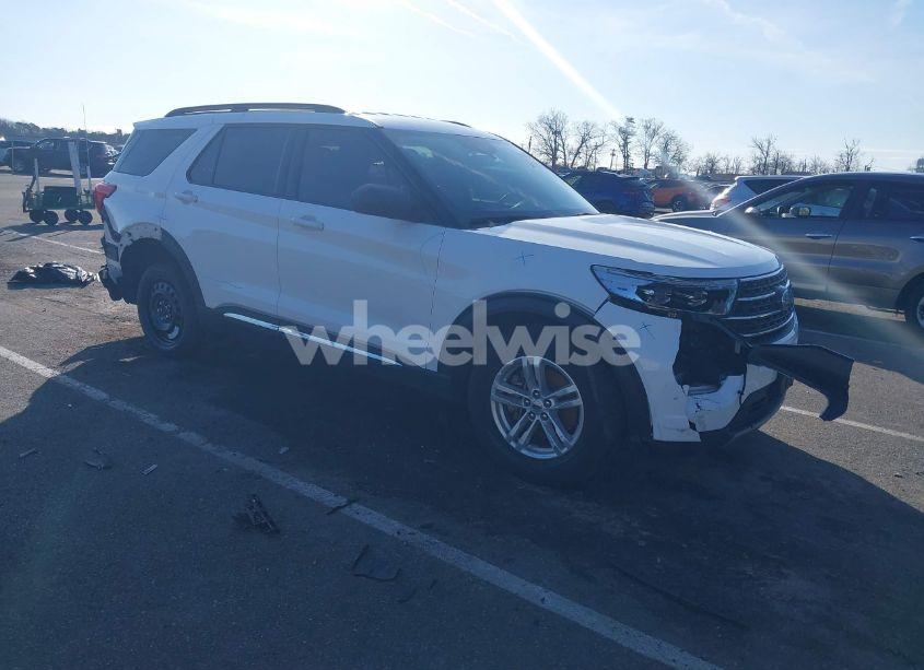 2022 Ford Explorer XLT (VIN 1FMSK8DH2NGA52242) main photo