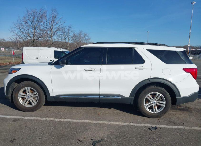 Photo 14 of 2022 Ford Explorer XLT (VIN 1FMSK8DH2NGA52242)