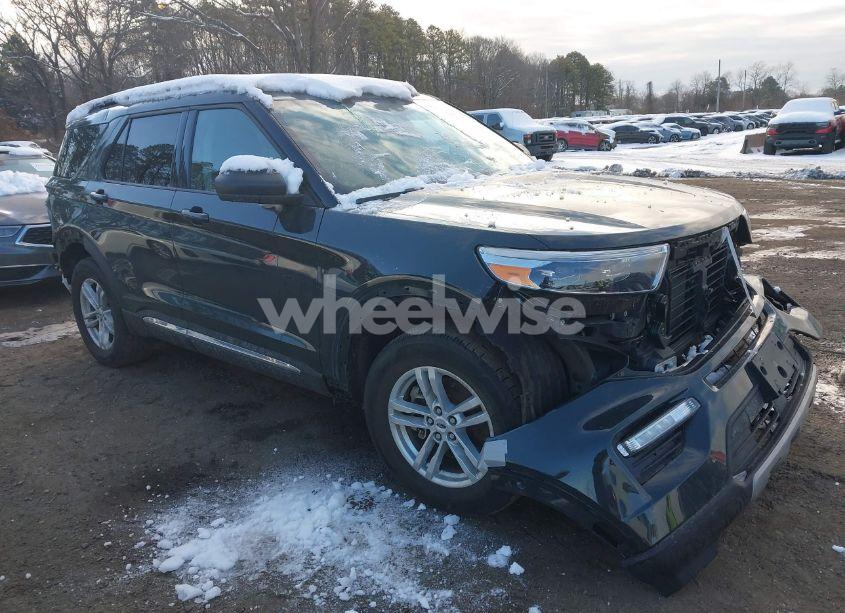 2022 Ford Explorer XLT (VIN 1FMSK8DH2NGB28400) main photo