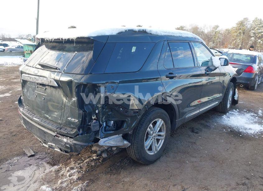 Photo 4 of 2022 Ford Explorer XLT (VIN 1FMSK8DH2NGB28400)