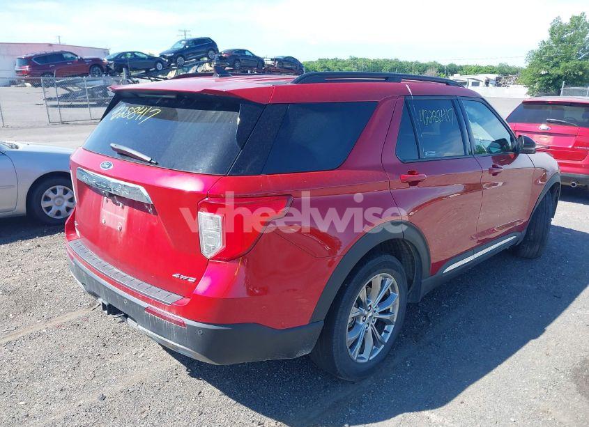 Photo 4 of 2022 Ford Explorer XLT (VIN 1FMSK8DH2NGC09901)