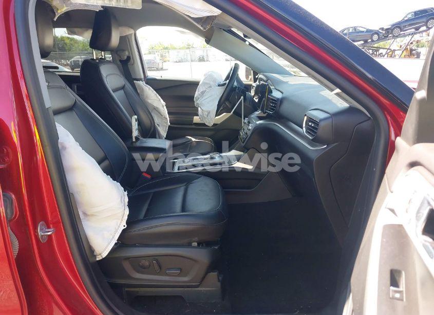 Photo 5 of 2022 Ford Explorer XLT (VIN 1FMSK8DH2NGC09901)