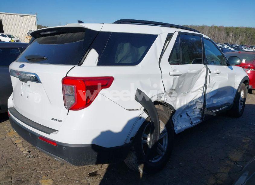 Photo 4 of 2023 Ford Explorer XLT (VIN 1FMSK8DH2PGA69755)