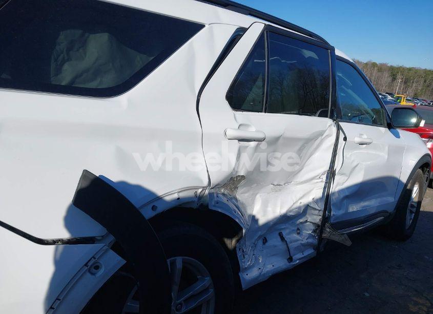 Photo 6 of 2023 Ford Explorer XLT (VIN 1FMSK8DH2PGA69755)