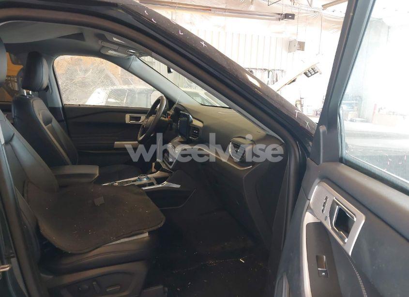 Photo 5 of 2023 Ford Explorer XLT (VIN 1FMSK8DH2PGA78746)