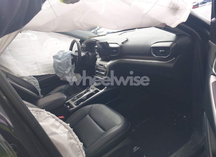 Photo 5 of 2023 Ford Explorer XLT (VIN 1FMSK8DH2PGB55230)