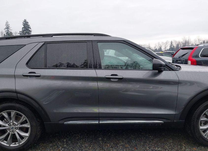 Photo 13 of 2023 Ford Explorer XLT (VIN 1FMSK8DH2PGC27947)