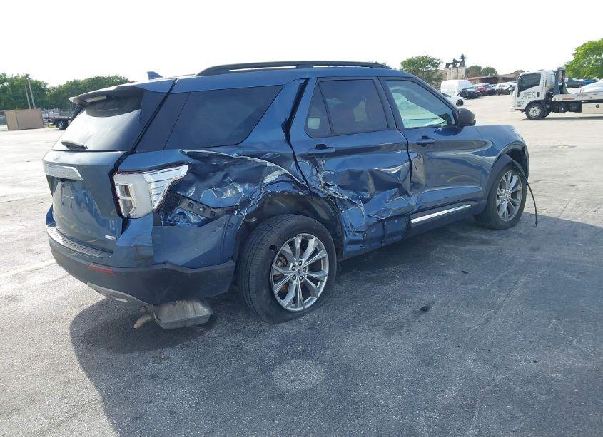 Photo 4 of 2020 Ford Explorer XLT (VIN 1FMSK8DH3LGA15455)