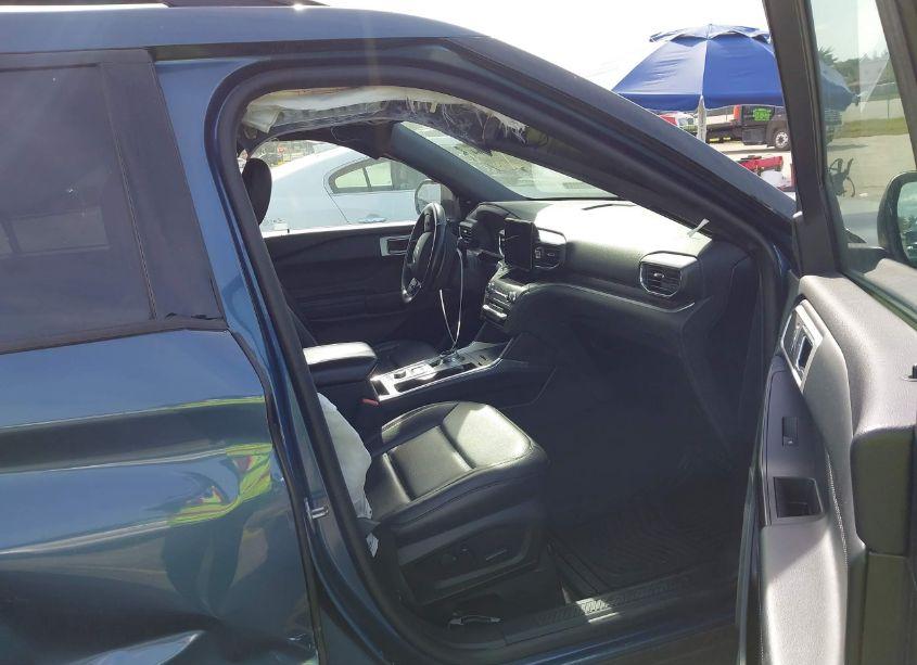 Photo 5 of 2020 Ford Explorer XLT (VIN 1FMSK8DH3LGA15455)