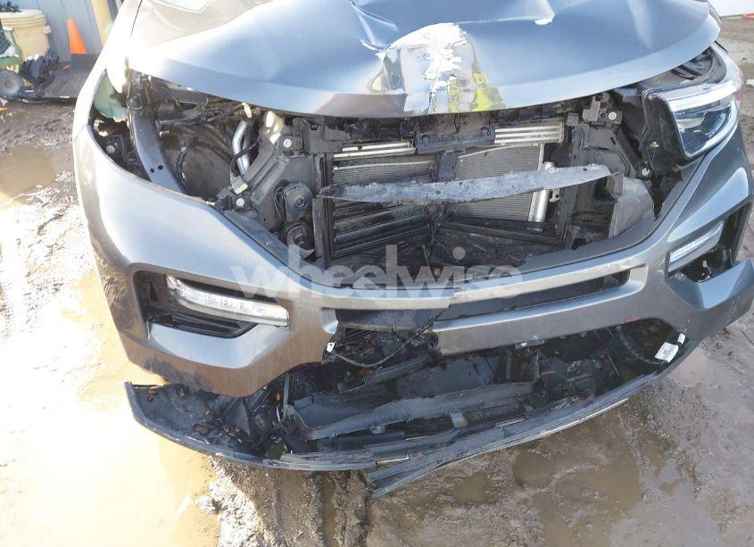 Photo 6 of 2020 Ford Explorer XLT (VIN 1FMSK8DH3LGC08642)