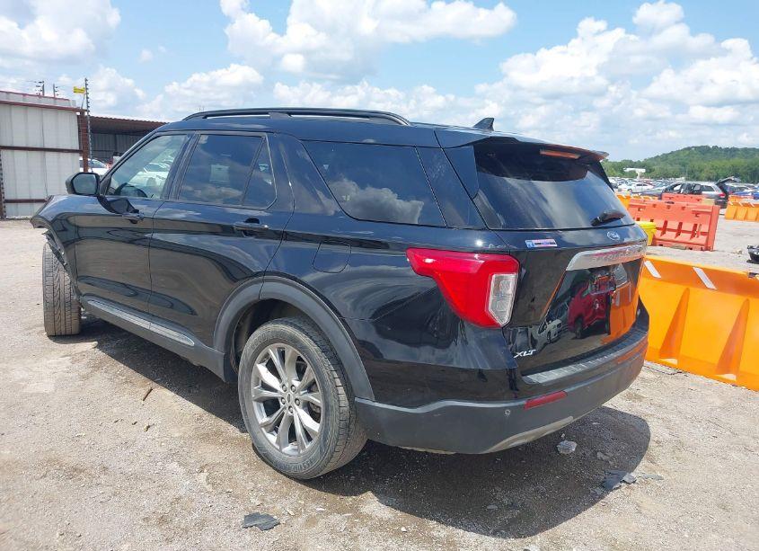 Photo 3 of 2020 Ford Explorer XLT (VIN 1FMSK8DH3LGC44153)