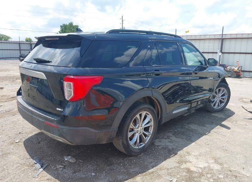 Photo 4 of 2020 Ford Explorer XLT (VIN 1FMSK8DH3LGC44153)