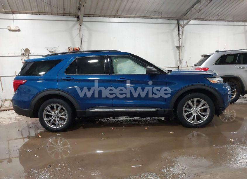 Photo 13 of 2020 Ford Explorer XLT (VIN 1FMSK8DH3LGC71577)