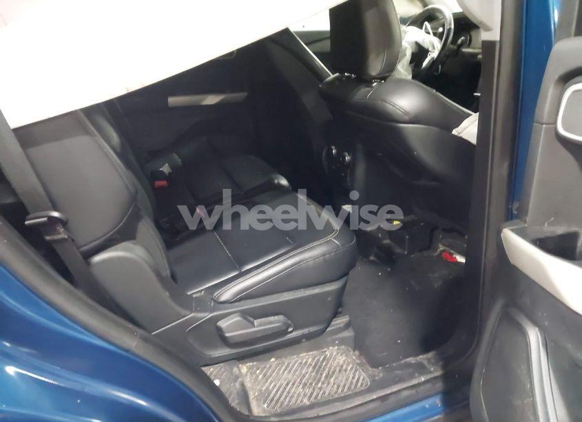 Photo 8 of 2020 Ford Explorer XLT (VIN 1FMSK8DH3LGC71577)