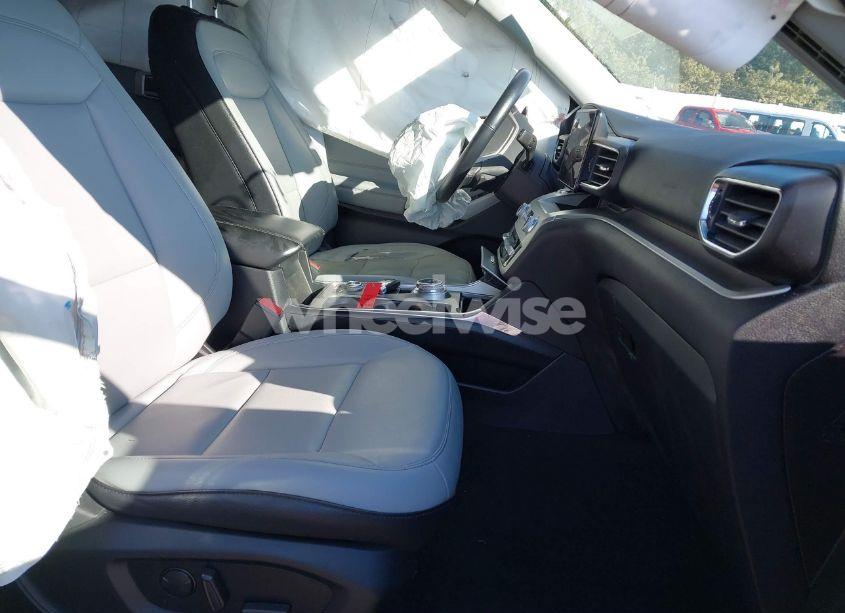 Photo 5 of 2021 Ford Explorer XLT (VIN 1FMSK8DH3MGA03758)