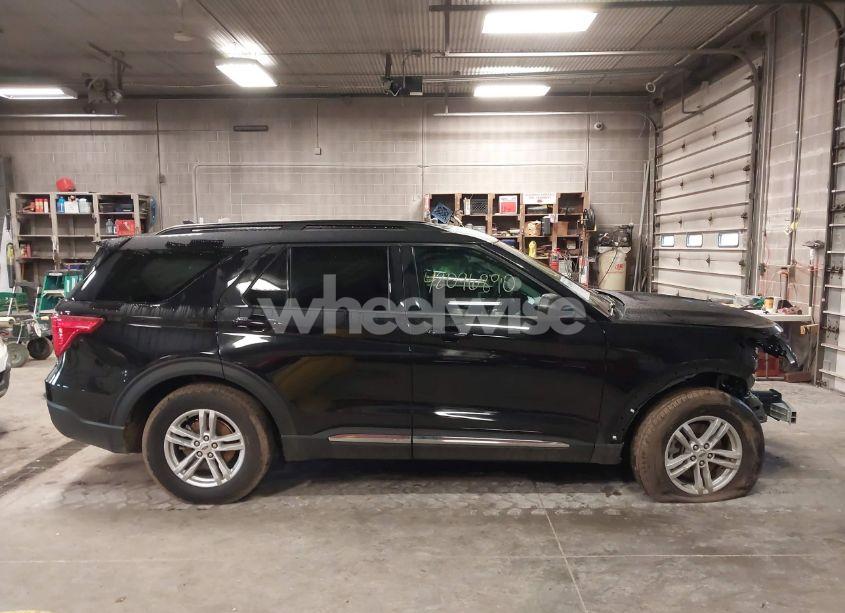 Photo 12 of 2021 Ford Explorer XLT (VIN 1FMSK8DH3MGA51843)