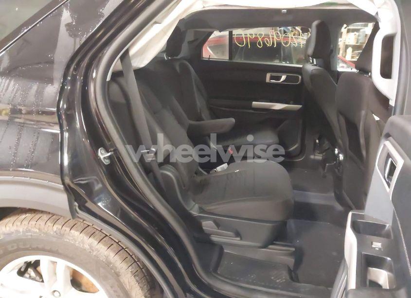 Photo 8 of 2021 Ford Explorer XLT (VIN 1FMSK8DH3MGA51843)