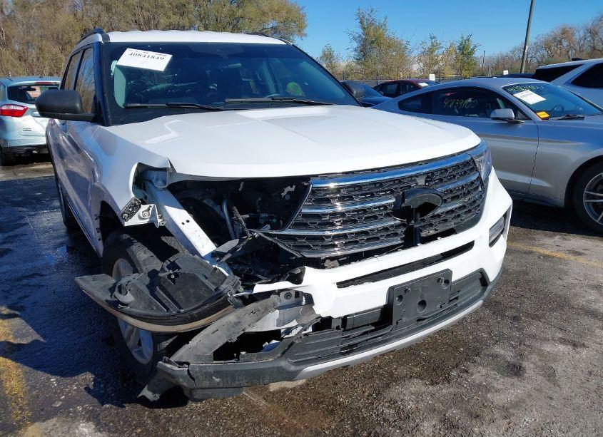 Photo 6 of 2021 Ford Explorer XLT (VIN 1FMSK8DH3MGC41108)