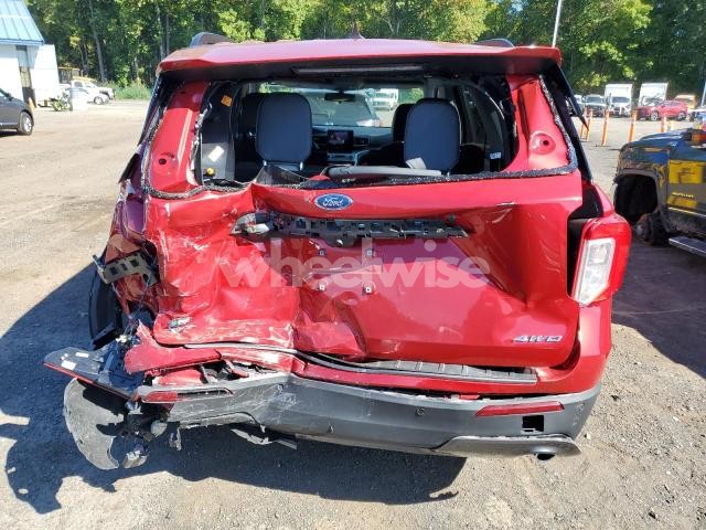 Photo 4 of 2021 FORD EXPLORER XLT (VIN 1FMSK8DH3MGC46034)