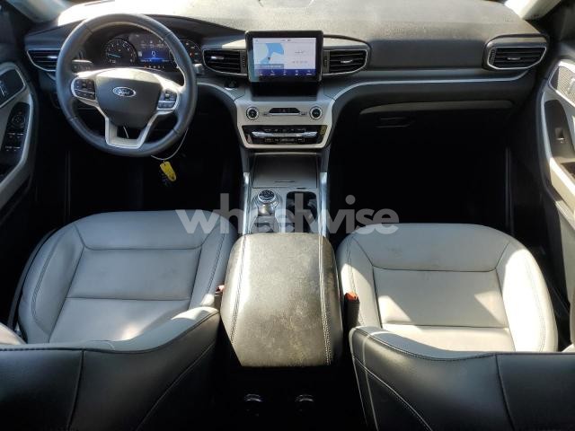 Photo 8 of 2021 FORD EXPLORER XLT (VIN 1FMSK8DH3MGC46034)