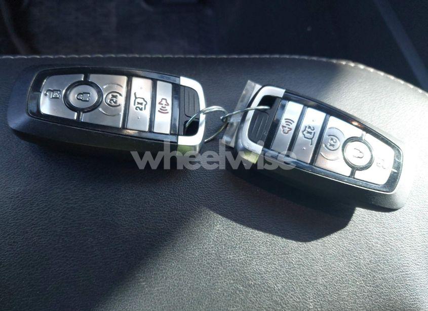 Photo 11 of 2022 Ford Explorer XLT (VIN 1FMSK8DH3NGA19184)