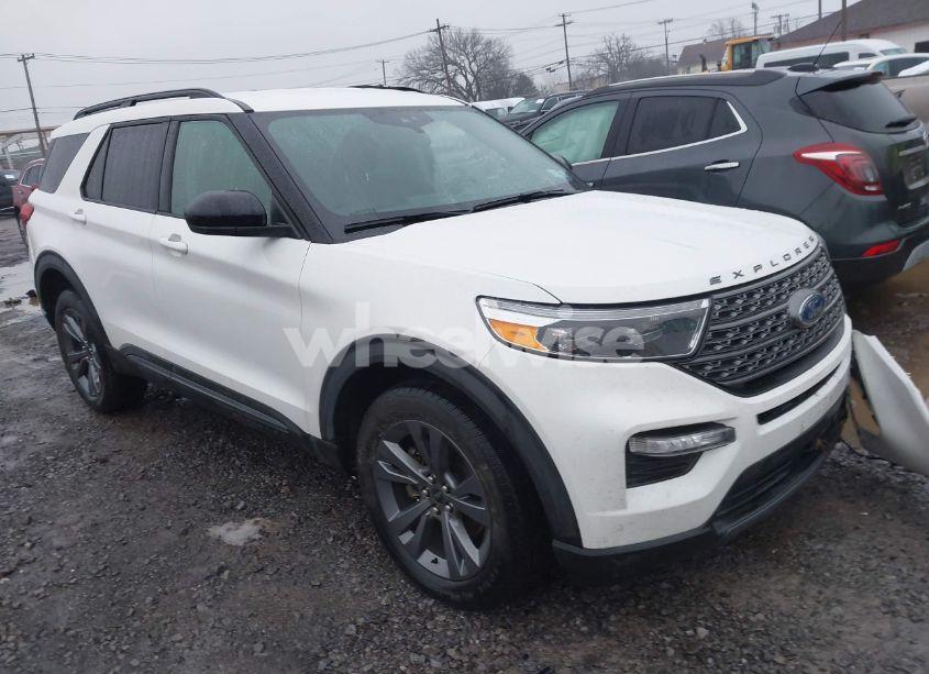2022 Ford Explorer XLT (VIN 1FMSK8DH3NGA23462) main photo