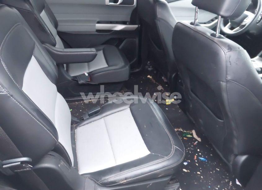 Photo 8 of 2022 Ford Explorer XLT (VIN 1FMSK8DH3NGA23462)