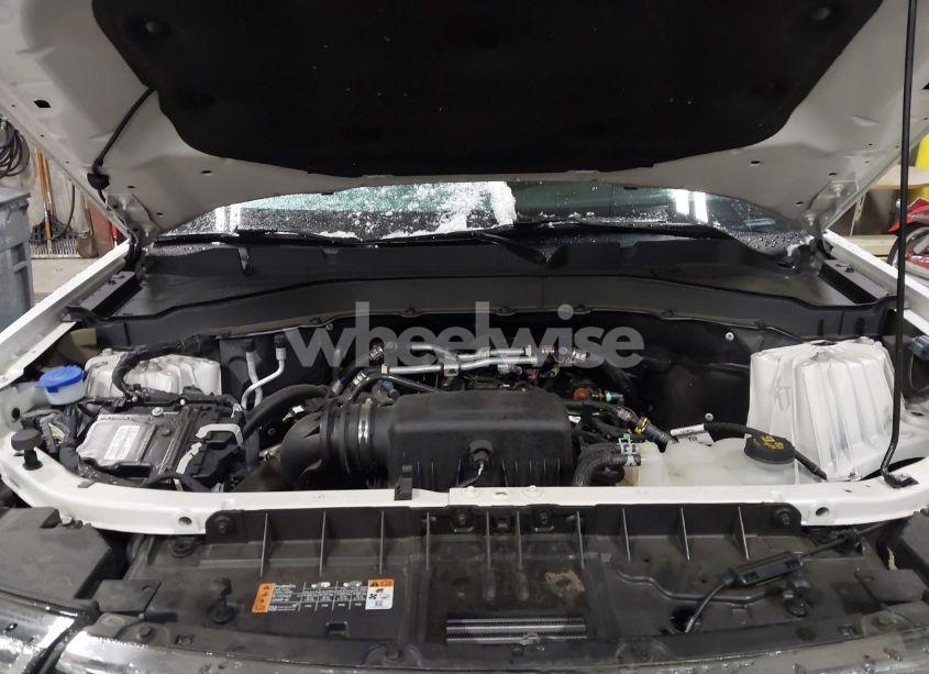 Photo 10 of 2022 Ford Explorer XLT (VIN 1FMSK8DH3NGA44098)