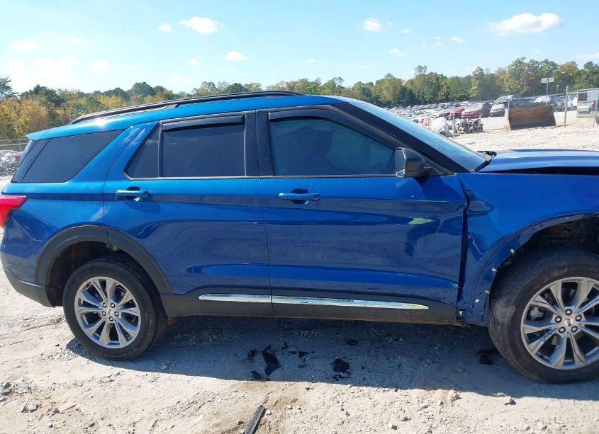 Photo 12 of 2022 Ford Explorer XLT (VIN 1FMSK8DH3NGA60883)