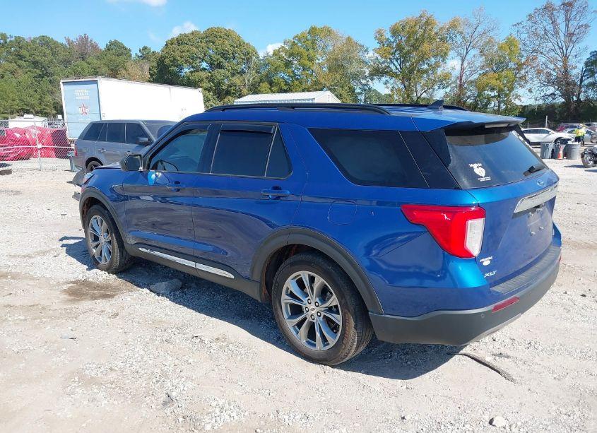 Photo 3 of 2022 Ford Explorer XLT (VIN 1FMSK8DH3NGA60883)