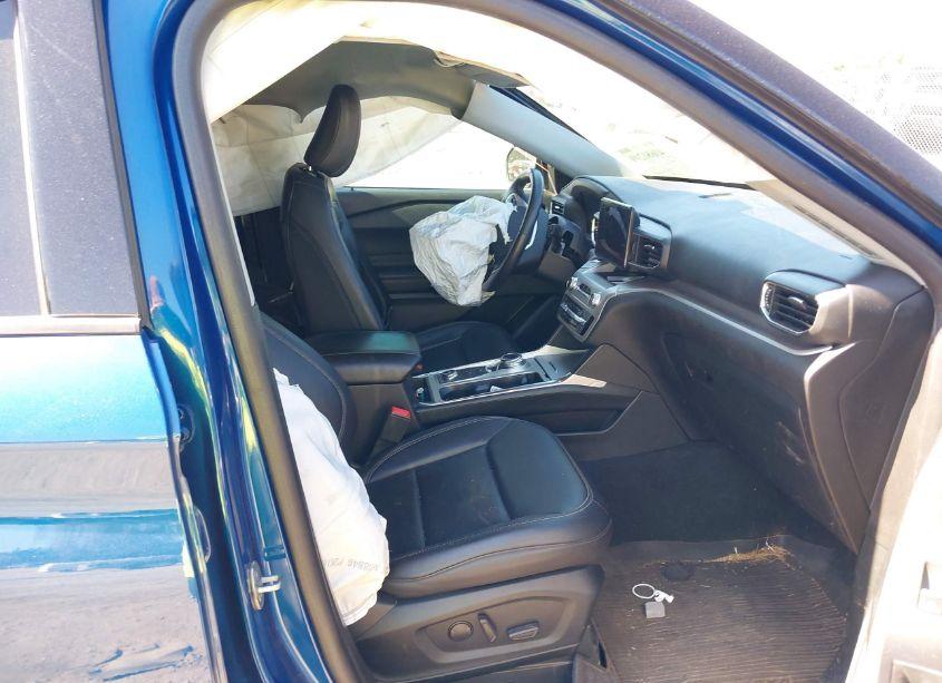 Photo 5 of 2022 Ford Explorer XLT (VIN 1FMSK8DH3NGA60883)