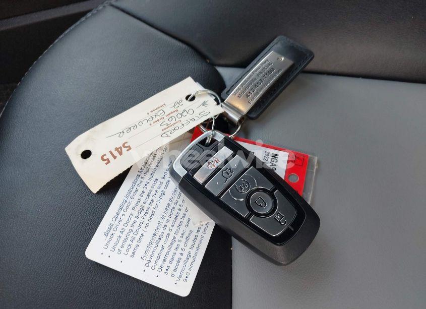 Photo 11 of 2022 Ford Explorer XLT (VIN 1FMSK8DH3NGA98100)