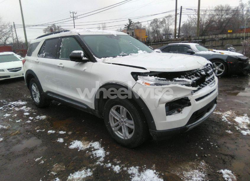 2022 Ford Explorer XLT (VIN 1FMSK8DH3NGB81512) main photo
