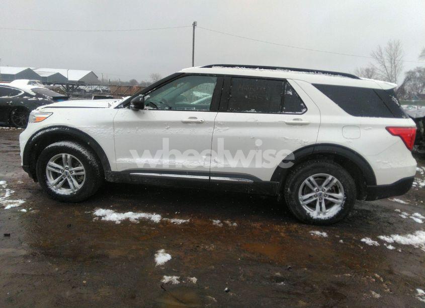 Photo 14 of 2022 Ford Explorer XLT (VIN 1FMSK8DH3NGB81512)