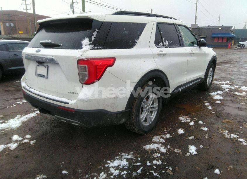 Photo 4 of 2022 Ford Explorer XLT (VIN 1FMSK8DH3NGB81512)