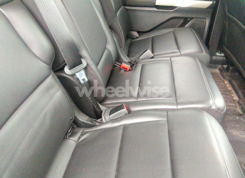 Photo 8 of 2022 Ford Explorer XLT (VIN 1FMSK8DH3NGB81512)