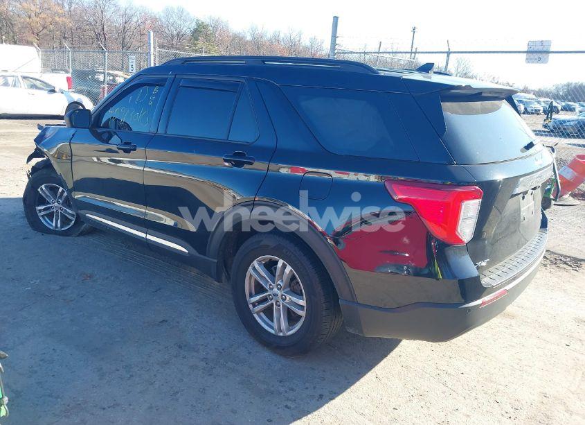 Photo 3 of 2023 Ford Explorer XLT (VIN 1FMSK8DH3PGA37512)