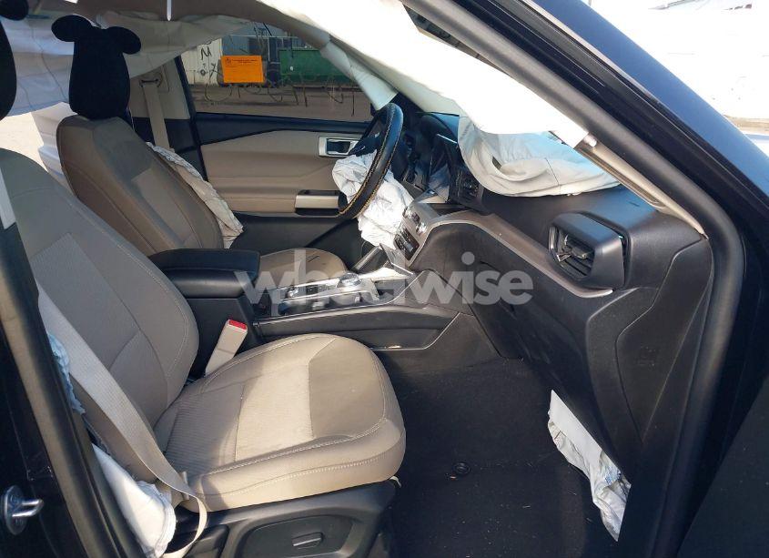 Photo 5 of 2023 Ford Explorer XLT (VIN 1FMSK8DH3PGA37512)