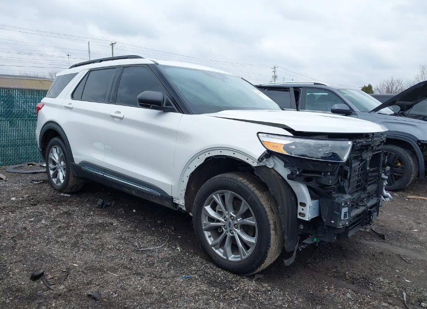 2023 Ford Explorer XLT (VIN 1FMSK8DH3PGA74575) main photo