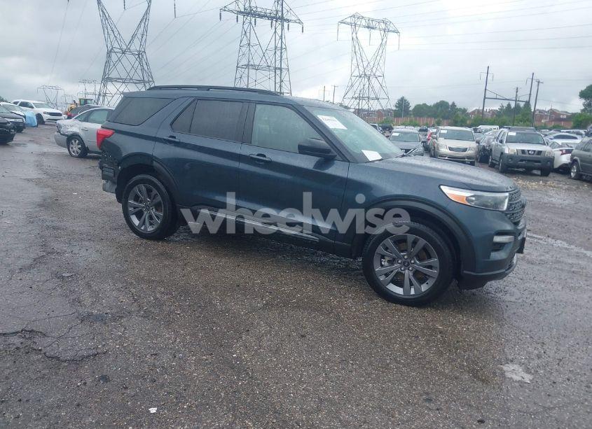 2023 Ford Explorer XLT (VIN 1FMSK8DH3PGB10636) main photo
