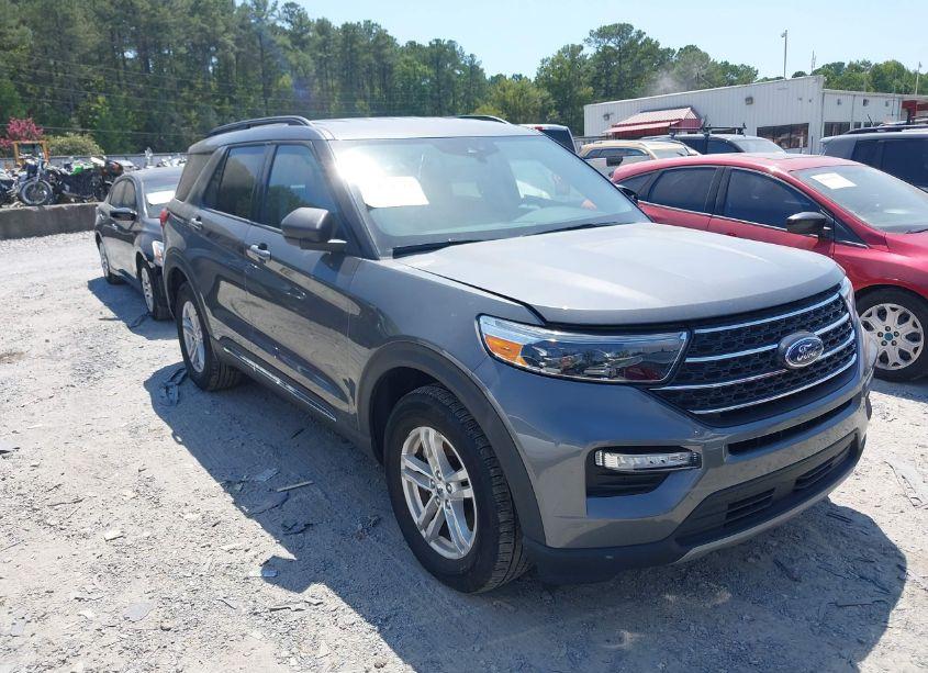 2023 Ford Explorer XLT (VIN 1FMSK8DH3PGB28022) main photo