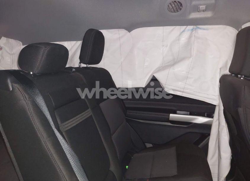 Photo 20 of 2023 Ford Explorer XLT (VIN 1FMSK8DH3PGC31845)