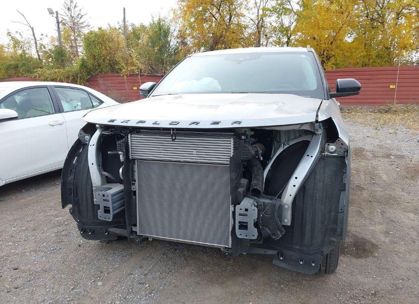 Photo 6 of 2024 Ford Explorer XLT (VIN 1FMSK8DH3RGA17652)