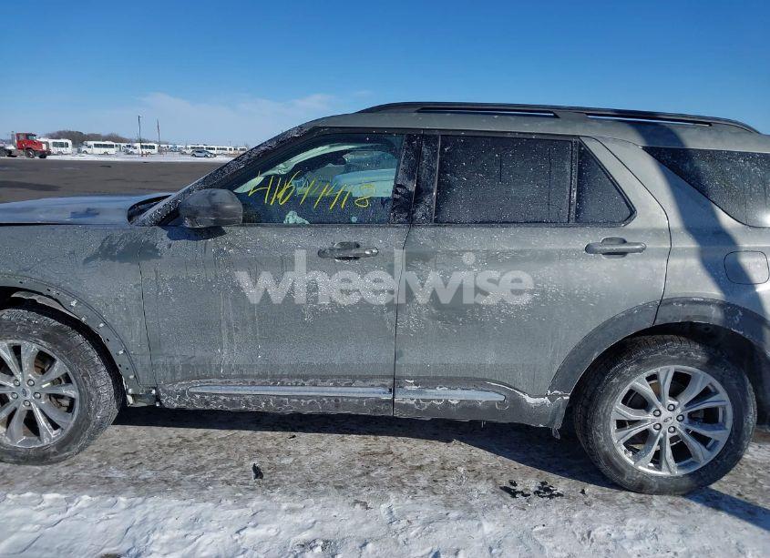 Photo 14 of 2020 Ford Explorer XLT (VIN 1FMSK8DH4LGA26190)