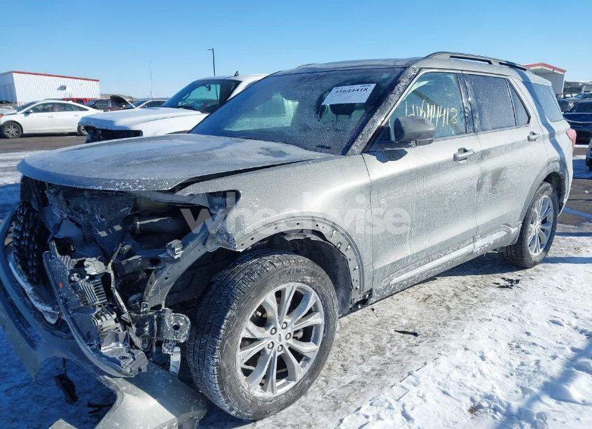 Photo 2 of 2020 Ford Explorer XLT (VIN 1FMSK8DH4LGA26190)